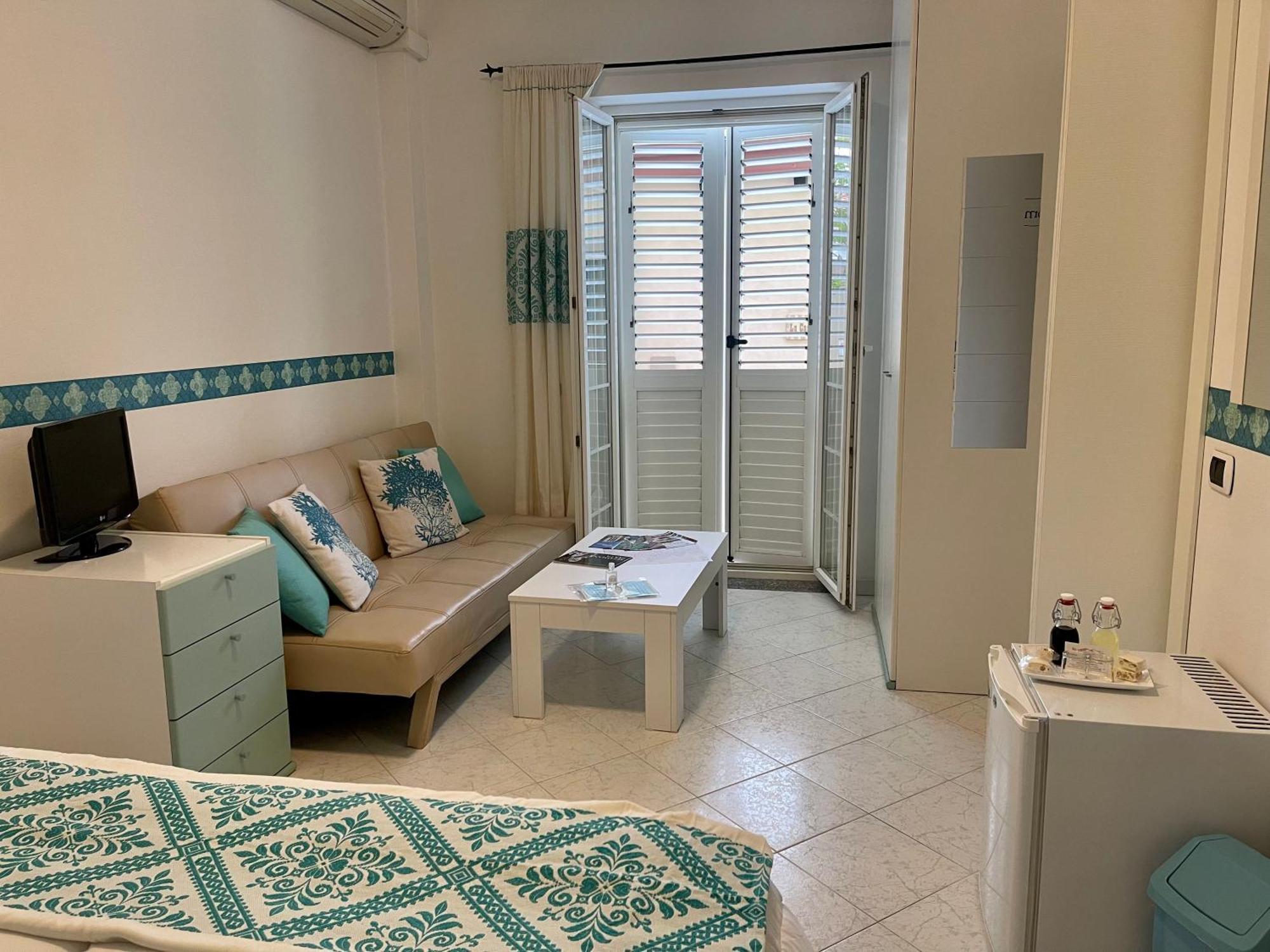 B&B Mare Monti Miniere Iglesias Exterior photo